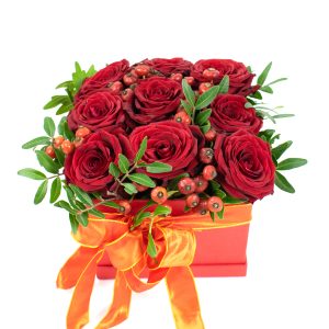 Κουτί με τριαντάφυλλα και rosa